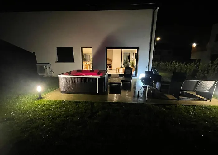 Le Paradis Du Petit Rupembert Holiday home *